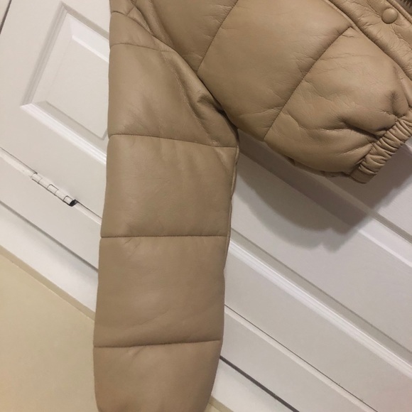 SOLD TO @ANNIEA122 - Picture 10 of 11